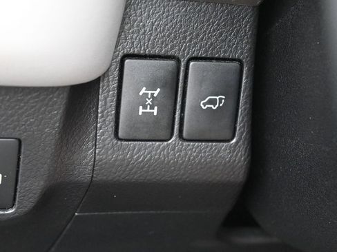 Used 2015 Toyota RAV4 Limited w/ Technology Package AWD/4WD image 15