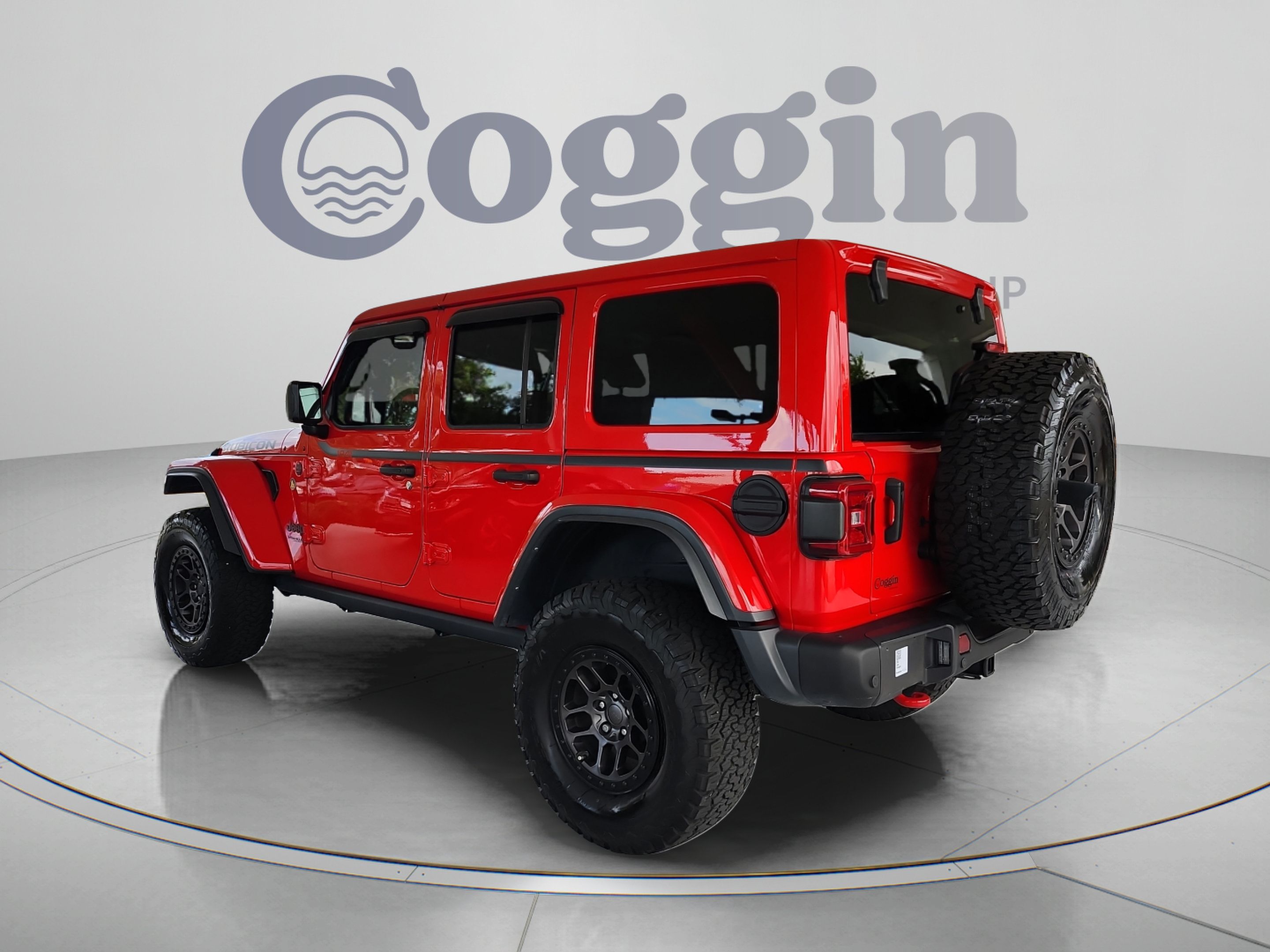 Used 2022 Jeep Wrangler Unlimited Rubicon w/ Xtreme Recon 35" Tire Package AWD/4WD image 3