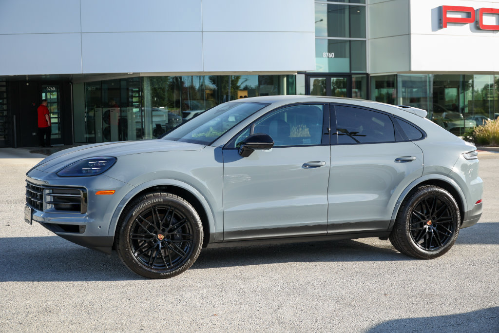 Certified 2026 Porsche Cayenne Coupe AWD/4WD image 11