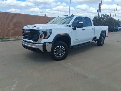 Used 2025 GMC Sierra 3500 Pro w/ Convenience Package AWD/4WD image 1