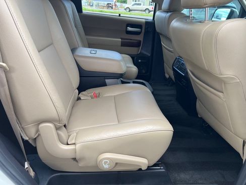 Used 2014 Toyota Sequoia Platinum AWD/4WD image 16