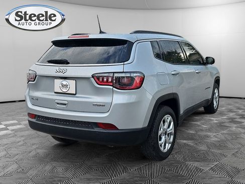 Certified 2025 Jeep Compass Latitude image 5