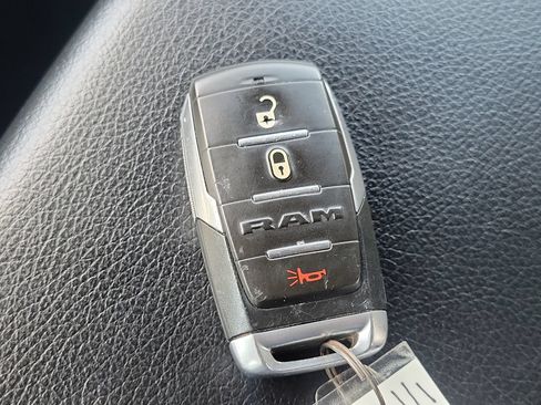 Used 2022 RAM 1500 Big Horn RWD image 40