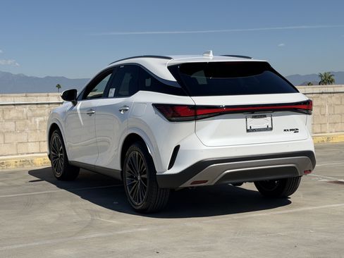 New 2026 Lexus RX 350h w/ Convenience Package AWD/4WD image 8