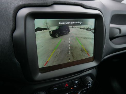 Certified 2023 Jeep Renegade Trailhawk w/ Sun/Sound Group image 32