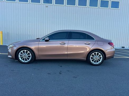 Used 2022 Mercedes-Benz A 220 image 4