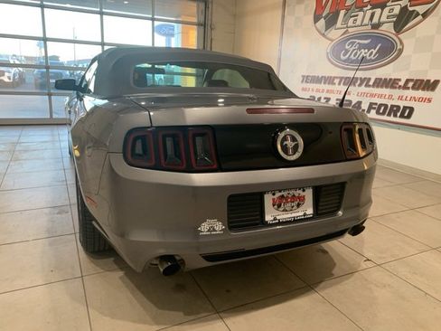 Used 2014 Ford Mustang Premium image 5