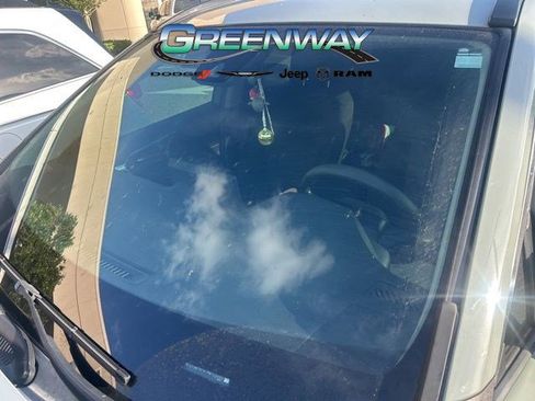 Used 2021 Toyota RAV4 XLE FWD image 13