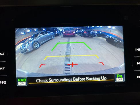 Used 2017 Subaru Outback 2.5i Limited image 12