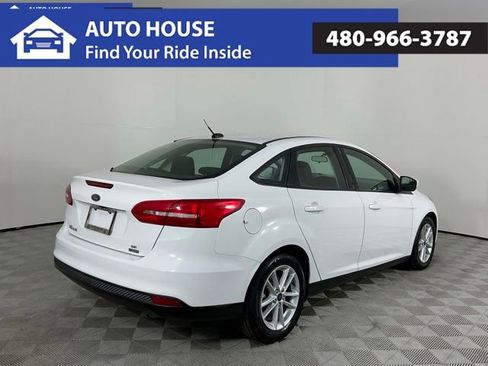 Used 2018 Ford Focus SE image 6