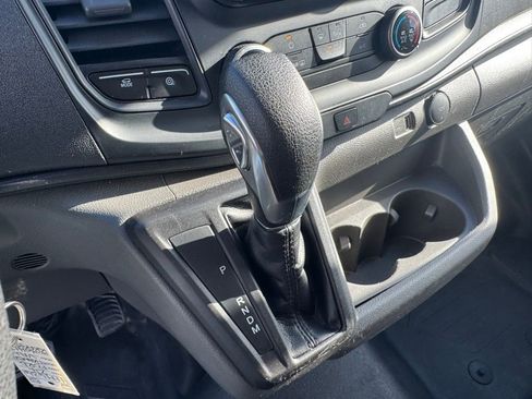 Used 2024 Ford Transit 250 Low Roof AWD w/ Exterior Upgrade Package image 21