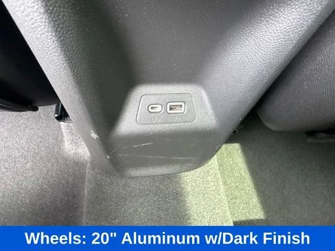 Used 2023 Buick Envision Essence w/ Sport Touring Package AWD/4WD image 12