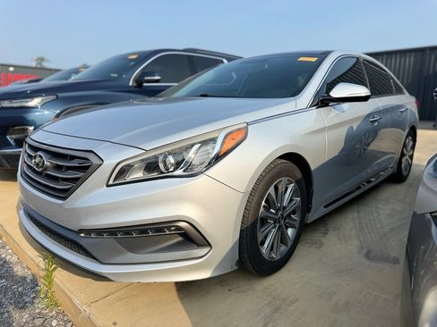 Used 2016 Hyundai Sonata Limited w/ Option Group 04 FWD image 1