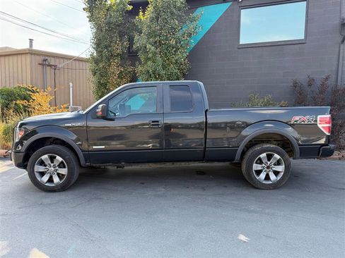 Used 2012 Ford F150 FX4 w/ Max Trailer Tow Pkg image 2