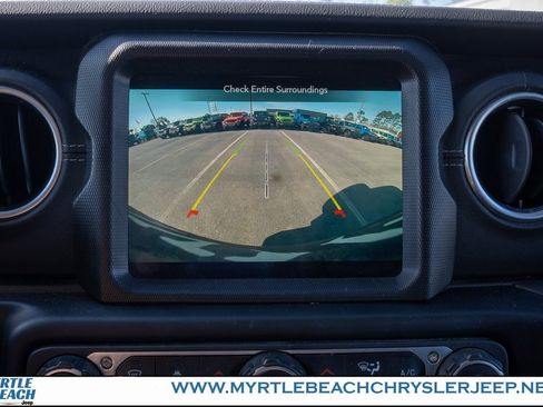 Certified 2022 Jeep Wrangler Unlimited Sahara w/ Cold Weather Group image 21