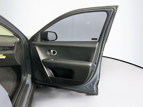 Used 2024 Hyundai Ioniq 5 SEL RWD image 32