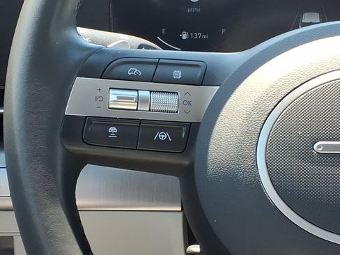 Used 2024 Hyundai Kona SEL w/ Convenience Package FWD image 17