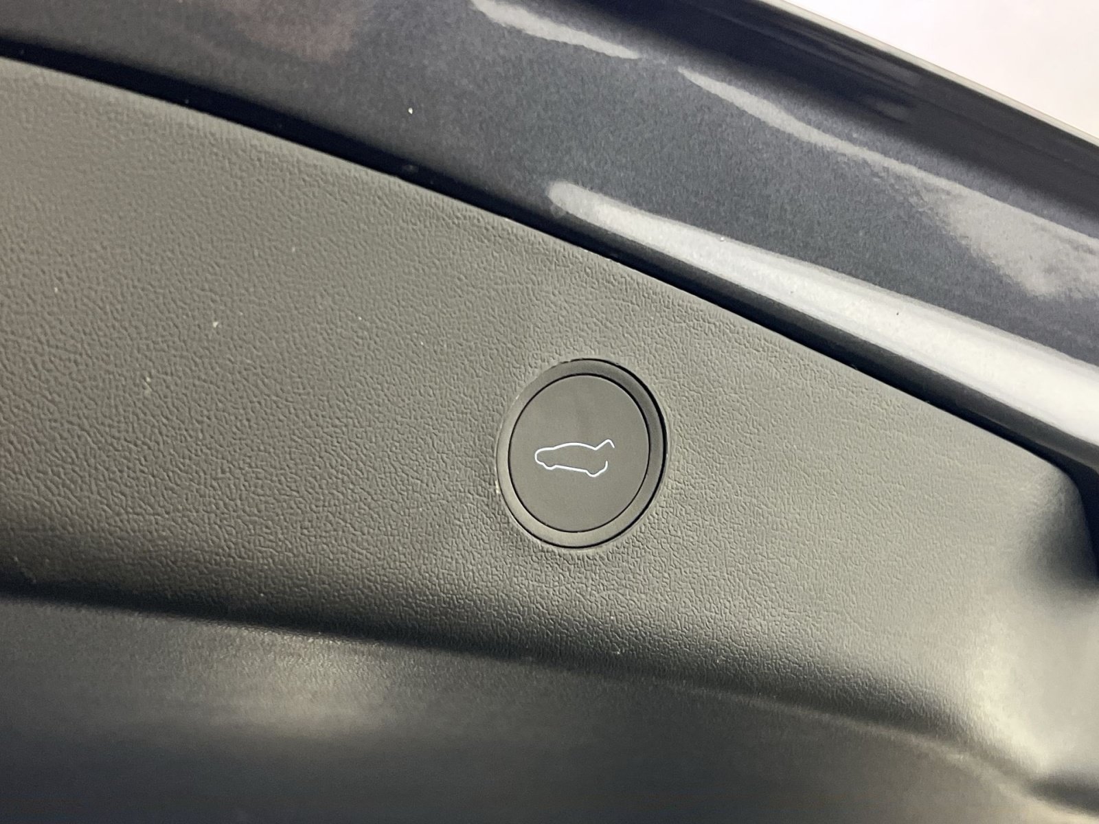 Used 2023 Tesla Model 3 Standard Range RWD image 28