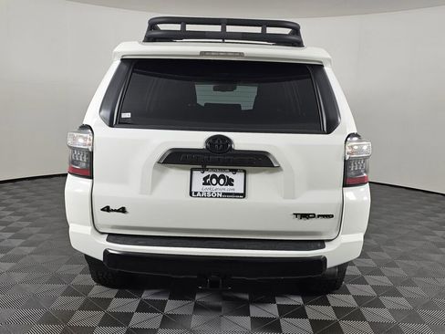 Used 2022 Toyota 4Runner TRD Pro AWD/4WD image 4