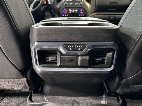 Certified 2020 Chevrolet Silverado 2500 LTZ w/ LTZ Premium Package image 31