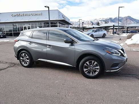 Used 2018 Nissan Murano S image 12