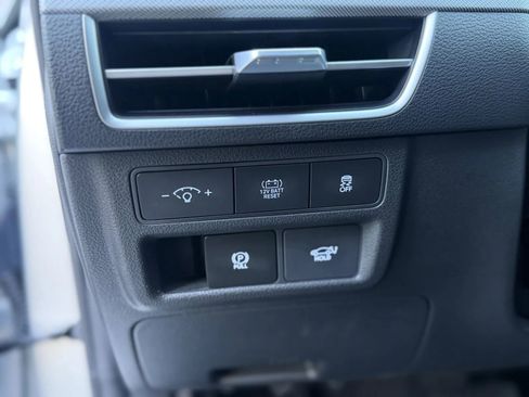 Used 2025 Hyundai Sonata Limited image 28