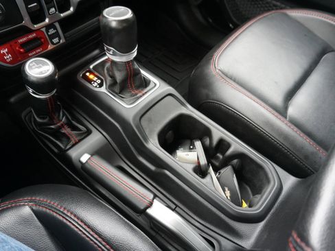 Used 2021 Jeep Gladiator Rubicon AWD/4WD image 20