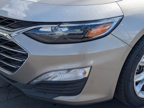 Used 2022 Chevrolet Malibu LT image 11