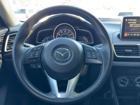 Used 2016 MAZDA MAZDA3 i Sport w/ Preferred Equipment Package image 10