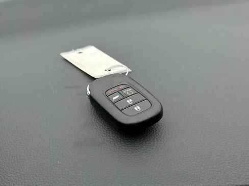 Used 2022 Honda Civic Sport image 28
