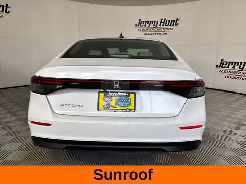 Used 2025 Honda Accord SE image 6