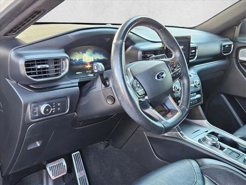 Used 2020 Ford Explorer ST image 10