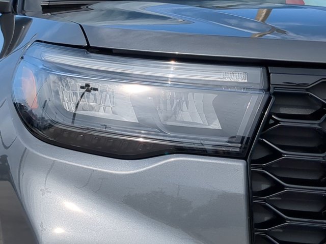 New 2026 Ford Explorer ST-Line w/ ST-Line Street Pack RWD image 10