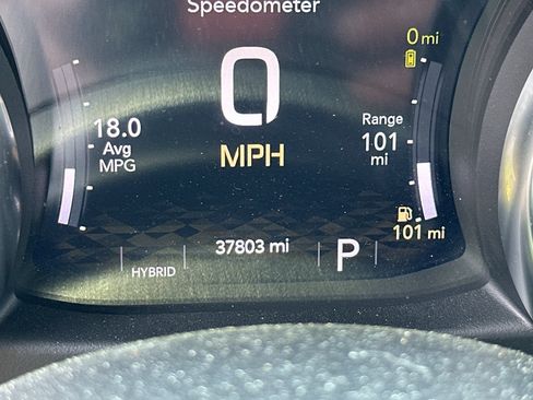 Used 2023 Jeep Wrangler Unlimited Sahara AWD/4WD image 28