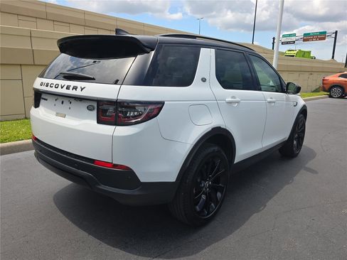 Used 2023 Land Rover Discovery Sport SE AWD/4WD image 3