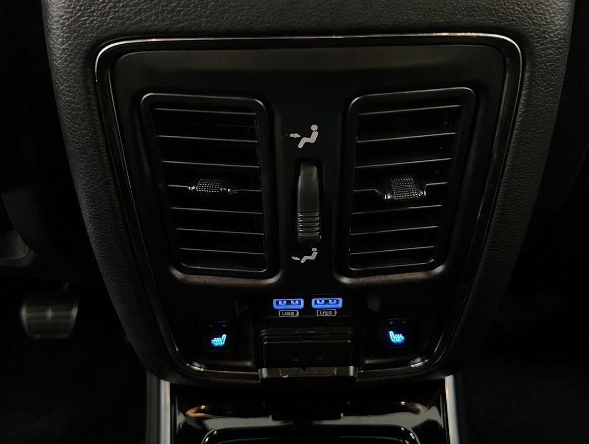 Used 2018 Jeep Grand Cherokee Limited RWD image 17