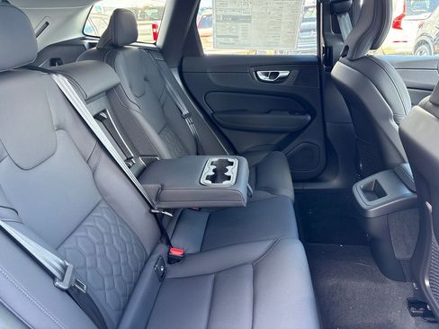 New 2026 Volvo XC60 B5 Plus image 17