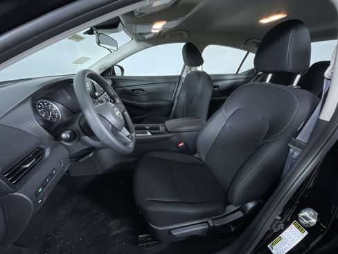 Certified 2025 Nissan Sentra S FWD image 15