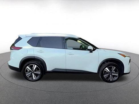 Used 2026 Nissan Rogue SL AWD/4WD image 16