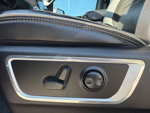 Used 2023 RAM 1500 Laramie AWD/4WD image 42
