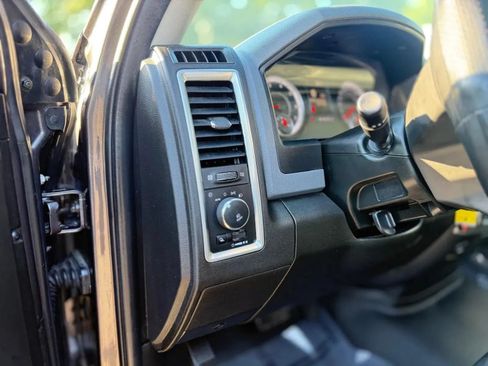 Used 2020 RAM 1500 Warlock AWD/4WD image 12