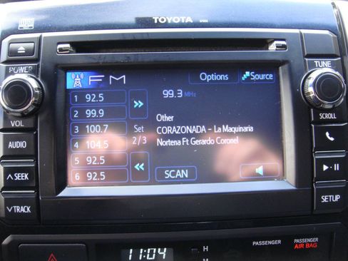 Used 2013 Toyota Tacoma 2WD Access Cab w/ SR5 Pkg image 8