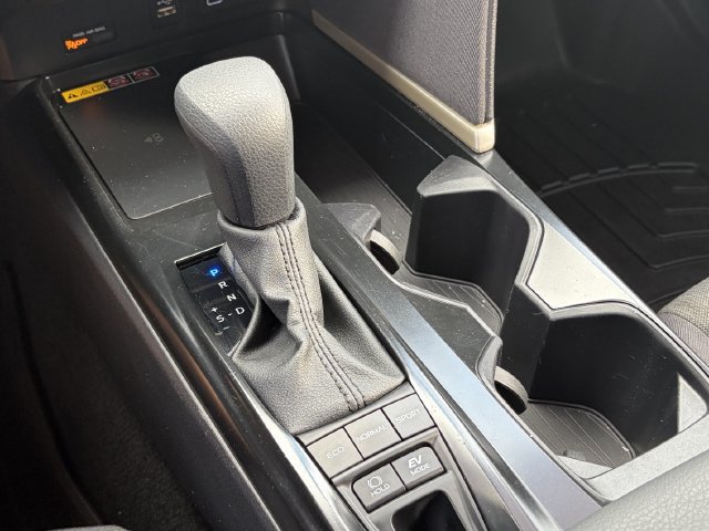 Used 2025 Toyota Camry LE w/ Convenience Package FWD image 21
