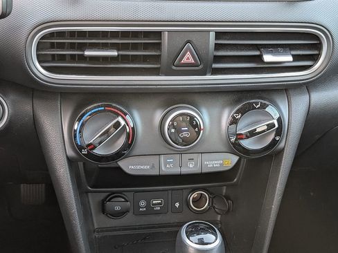 Used 2021 Hyundai Kona SEL Plus image 29