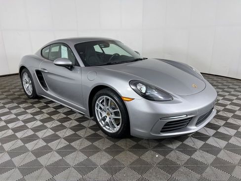 Used 2019 Porsche 718 Cayman RWD image 35