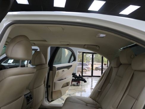 Used 2008 Lexus LS 460 L w/ Preferred Accessory Pkg RWD image 85