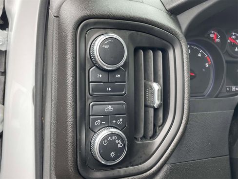 Used 2023 GMC Sierra 2500 Pro w/ Convenience Package image 16
