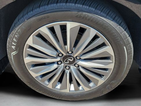 Certified 2025 INFINITI QX80 Luxe RWD image 5