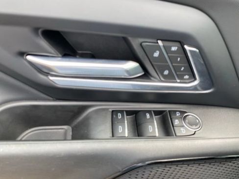 Used 2026 Chevrolet Silverado EV LT AWD/4WD image 18