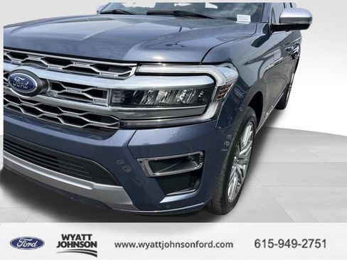 Used 2022 Ford Expedition Max Platinum RWD image 9